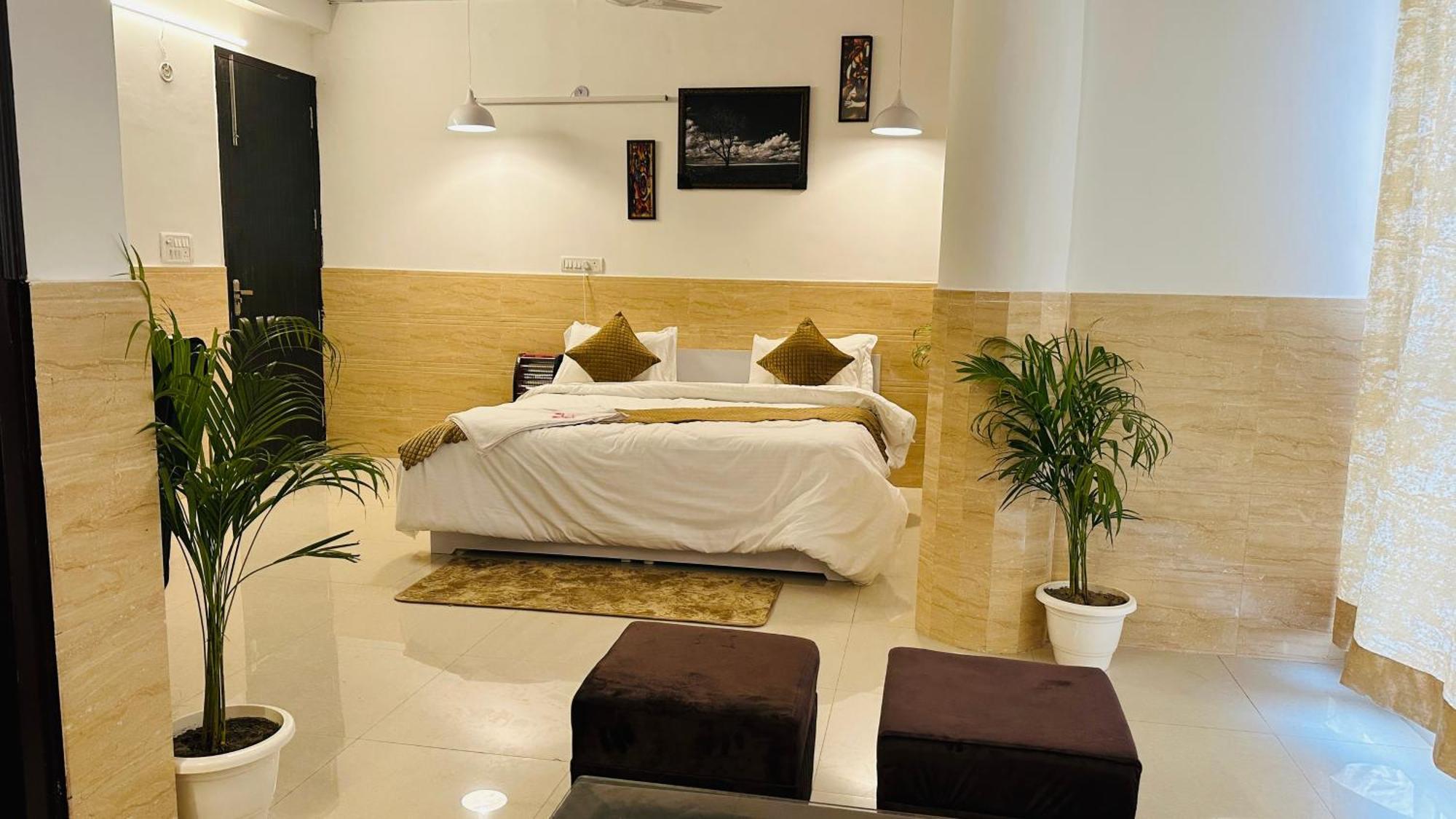 Hotel Dr White House - Noida Sector 18 Zewnętrze zdjęcie