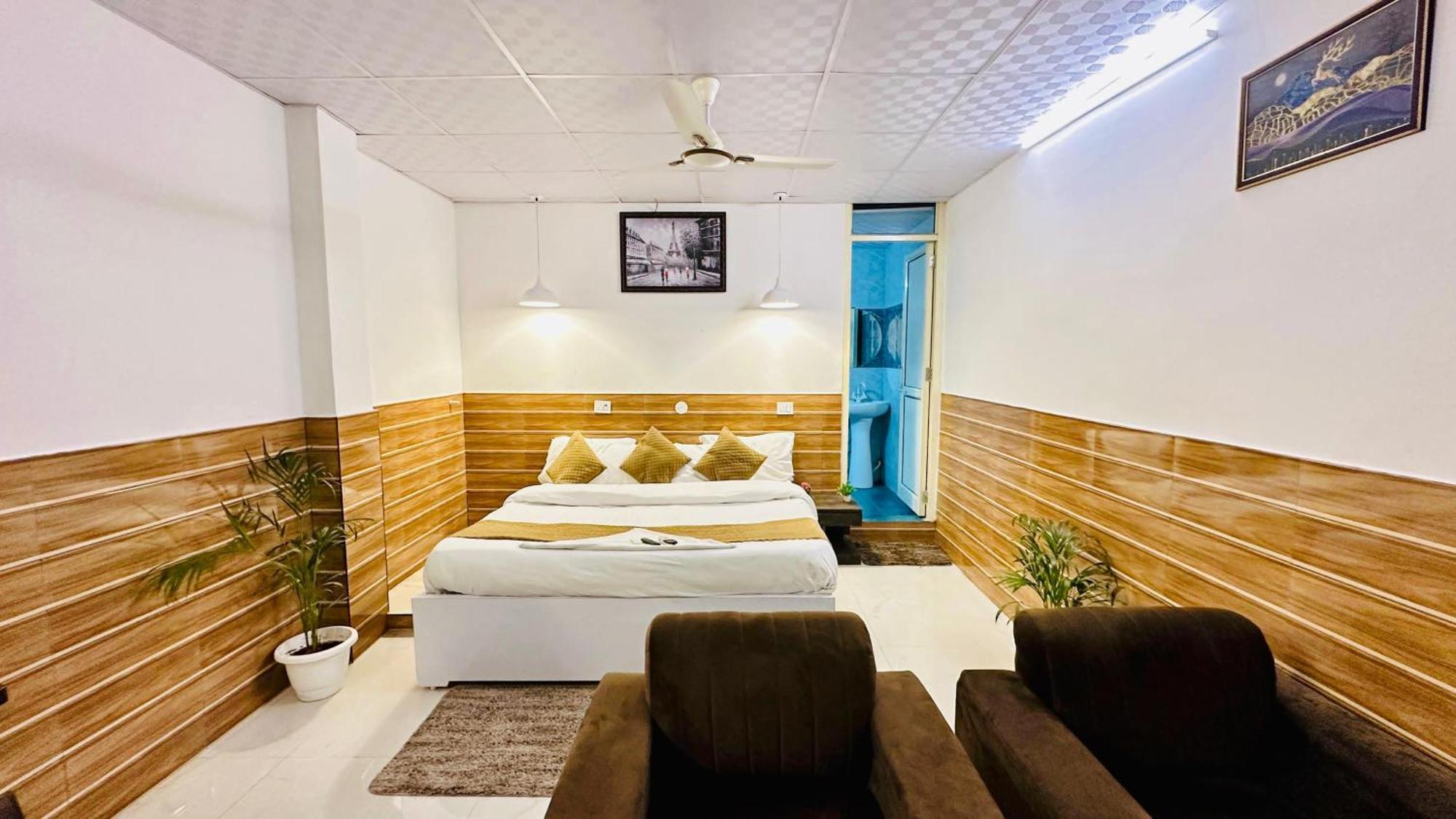 Hotel Dr White House - Noida Sector 18 Zewnętrze zdjęcie